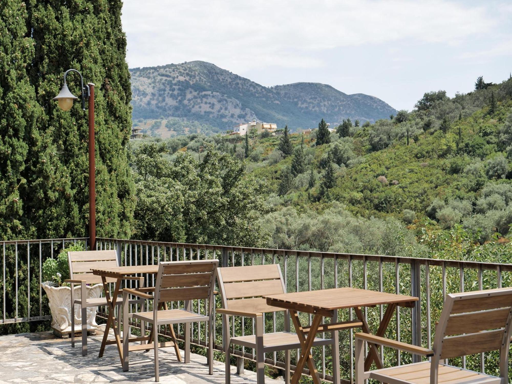 Bodini'S Rooms Himare Bagian luar foto